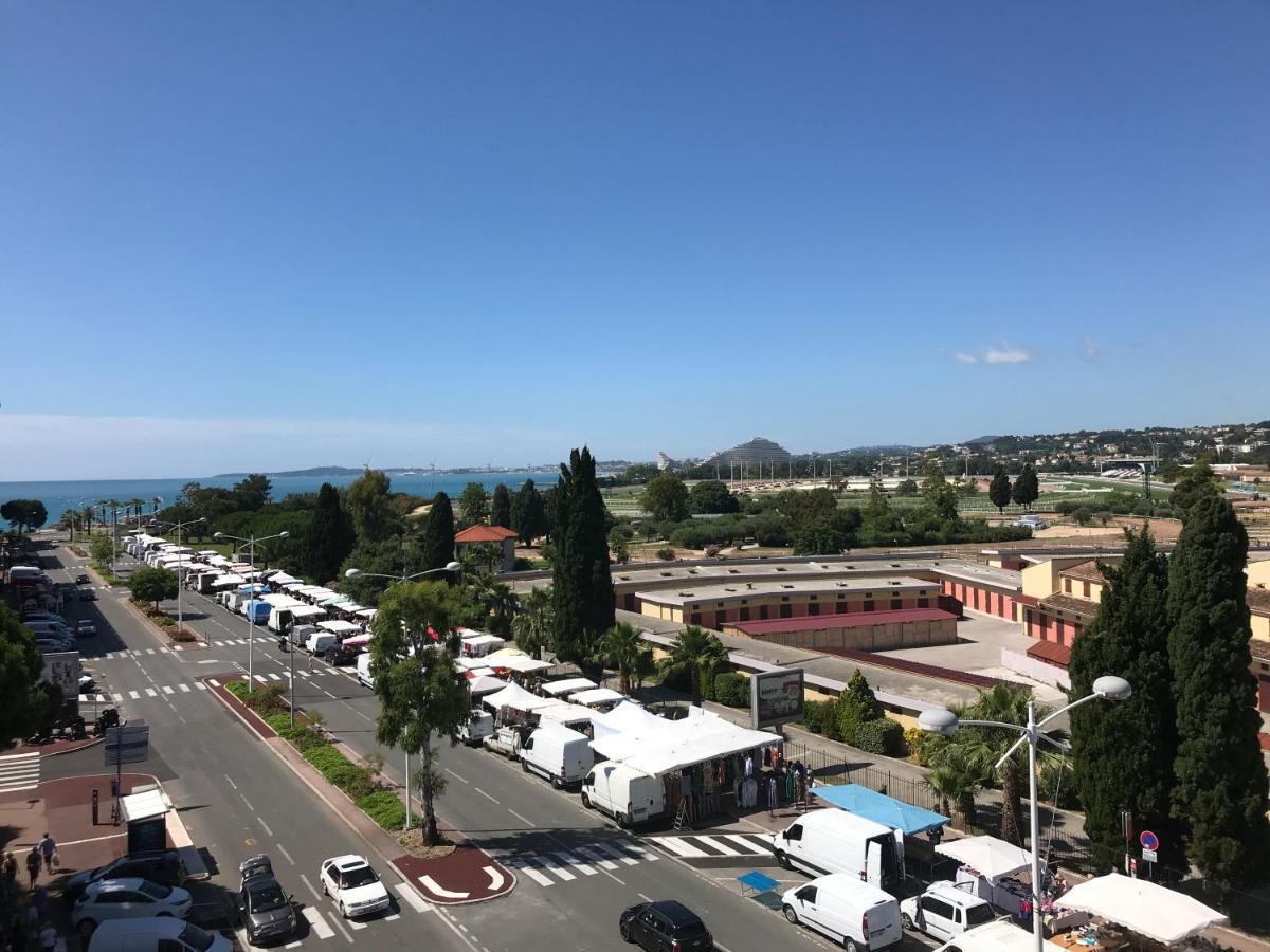 Plage Et Hippodrome Cagnes-sur-Mer Kültér fotó