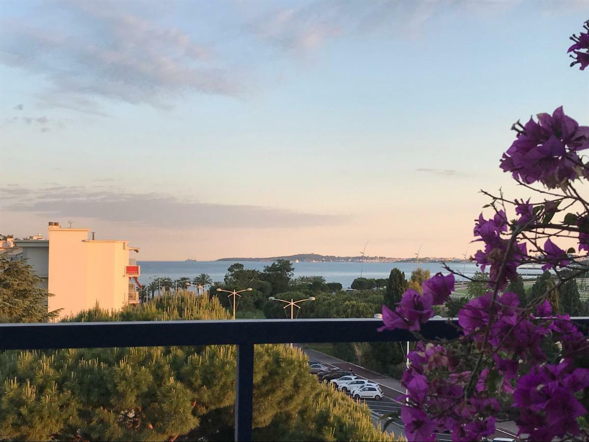 Plage Et Hippodrome Cagnes-sur-Mer Kültér fotó